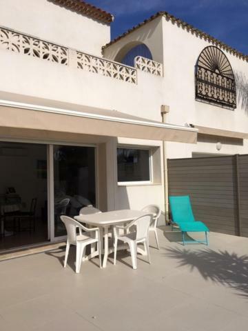 Appartements Les Pesquiers Hyeres Plage エクステリア 写真